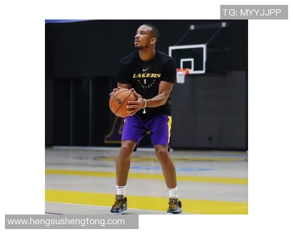 广州网球队包夹打法深度解析与战术应用探讨 广州网球队包夹打法深度解析与战术应用探讨