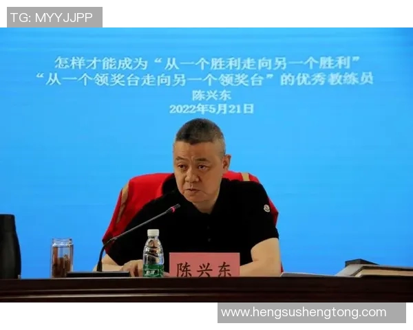 武汉羽毛球队的控制策略与训练深度探究 武汉羽毛球队的控制策略与训练深度探究