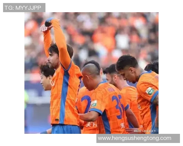 西安足球队实力引发热议球迷对球队表现分歧明显