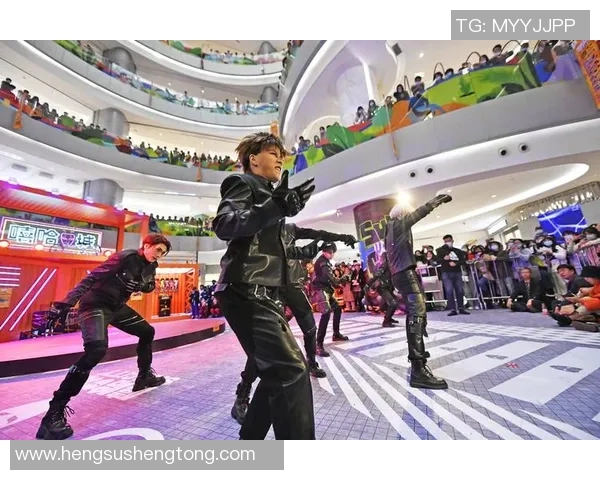 重庆街舞队如何引领进攻革新潮流探索街舞新风尚与文化传承 重庆街舞队如何引领进攻革新潮流探索街舞新风尚与文化传承