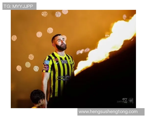 本泽马重返赛场展现王者风范引发球迷热烈期待与赞誉