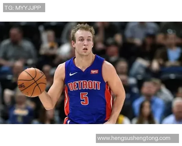 活塞与费城76人激战正酣比分胶着引发球迷热议