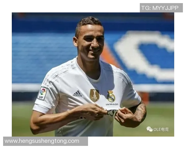 达尼洛在足球场上的传奇旅程与成长故事揭秘