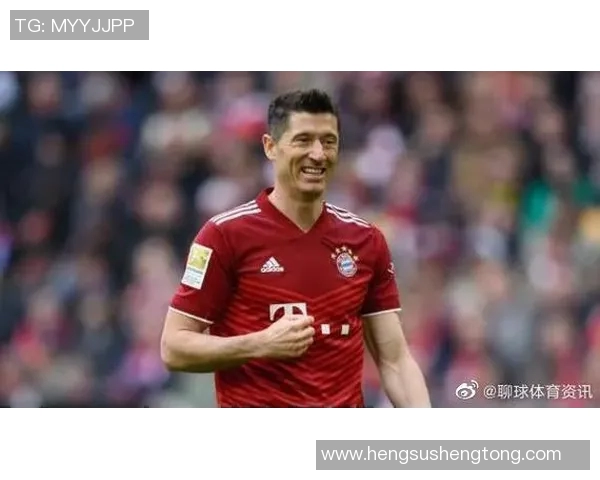 莱万重返德甲对阵拜仁引发球迷愤怒指责其忘恩负义 莱万重返德甲对阵拜仁引发球迷愤怒指责其忘恩负义