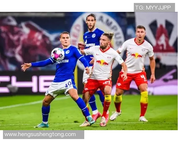 菜红牛与沙尔克的激烈对决揭示德甲新格局的潜力与挑战