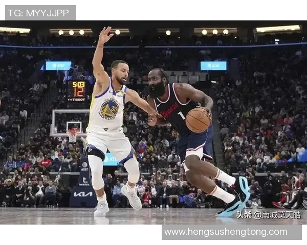 2017年NBA骑士与快船激战回顾：巅峰对决的精彩瞬间与战术分析