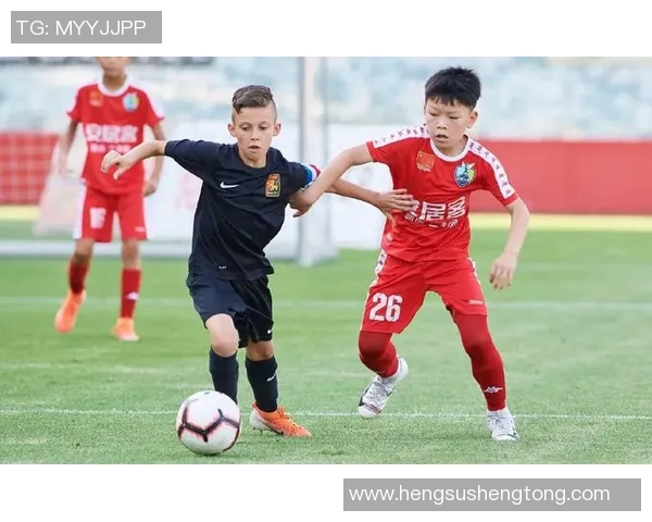 加维引领新时代足球潮流展现年轻球员无限潜力与激情