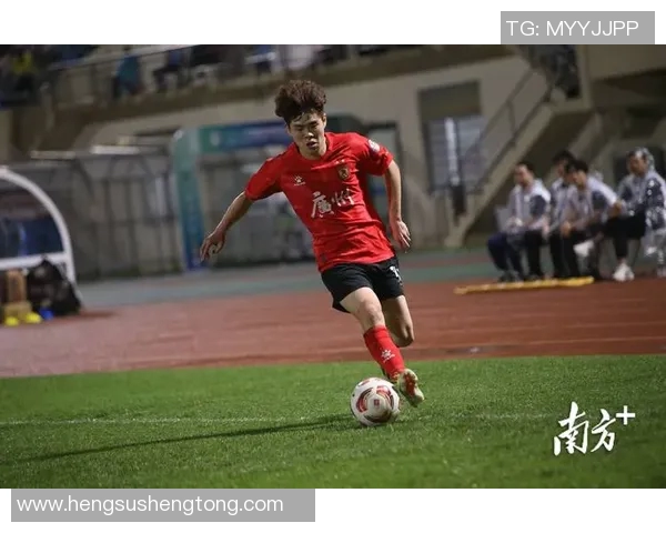 广州街舞队在比赛中的进攻策略与失误分析探讨