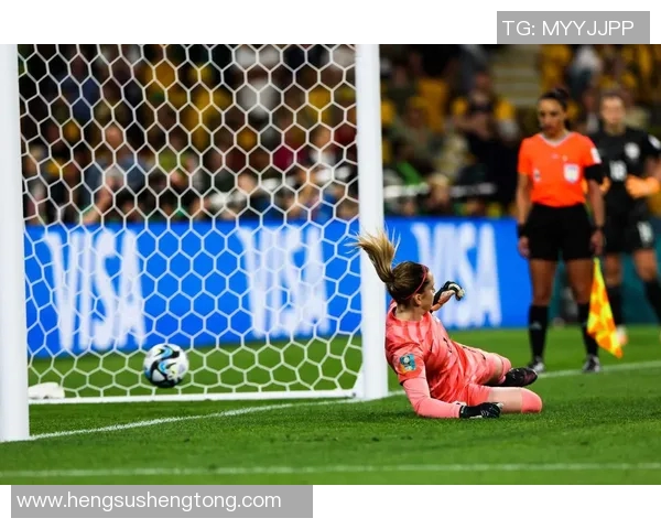 英格兰女足与法国女足激战正酣谁将赢得这场精彩对决