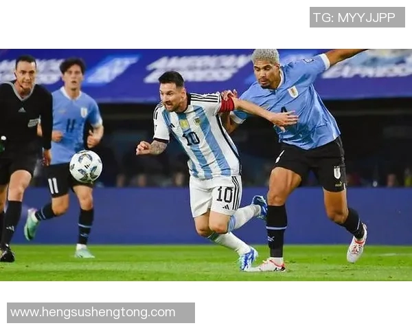 阿根廷与巴拉圭足球对决分析及历史交锋回顾