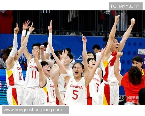 杭州篮球队在全国锦标赛中以94分稳居积分榜首位争夺冠军希望再添动力