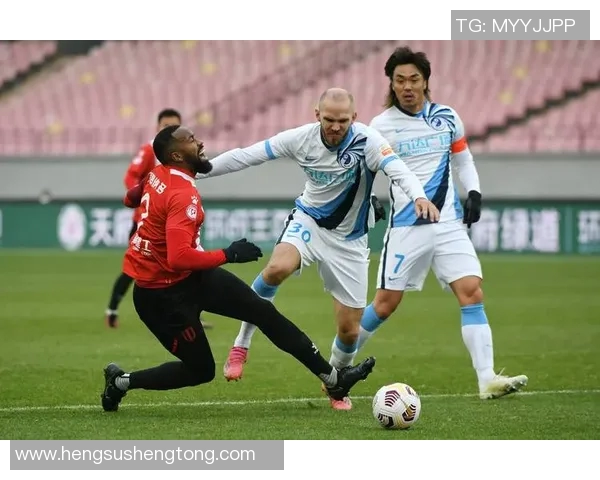 成都足球队以87分领跑欧锦赛积分榜展现强劲实力与团队合作精神